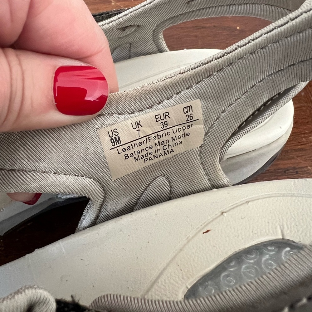 Dr. Scholl'sWomen's Pride Ankle Strap sandals size 9 - Picture 2 of 7